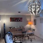 Bel Appartement, Deux Chambres, Deux Salles De Bain Apartmán Vinassan
