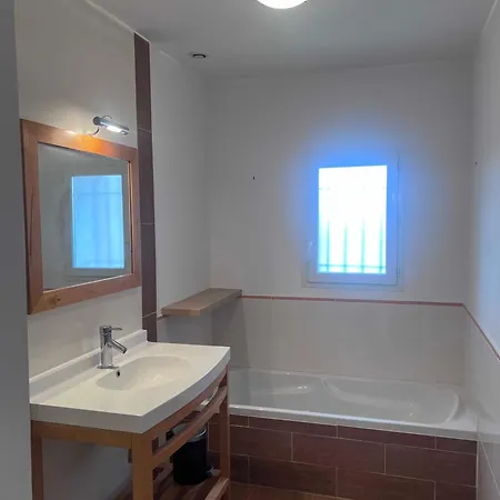 Bel Appartement, Deux Chambres, Deux Salles De Bain Appartamento